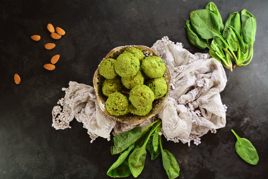No Bake Spinach Balls with Almonds